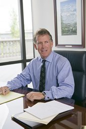 Christopher Molumphy